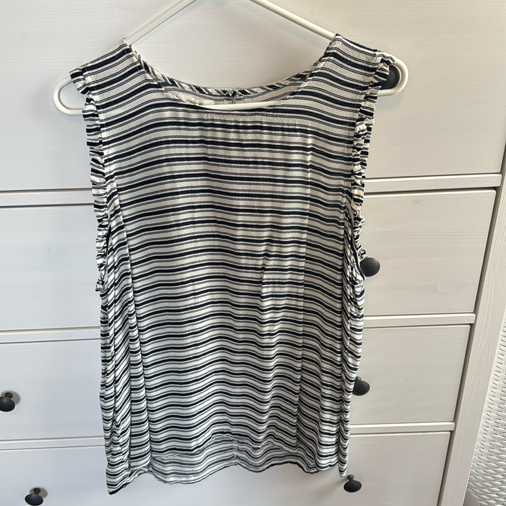 Maurices size XXL navy white sleeveless tank